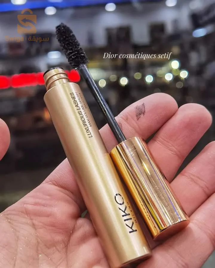 mascara