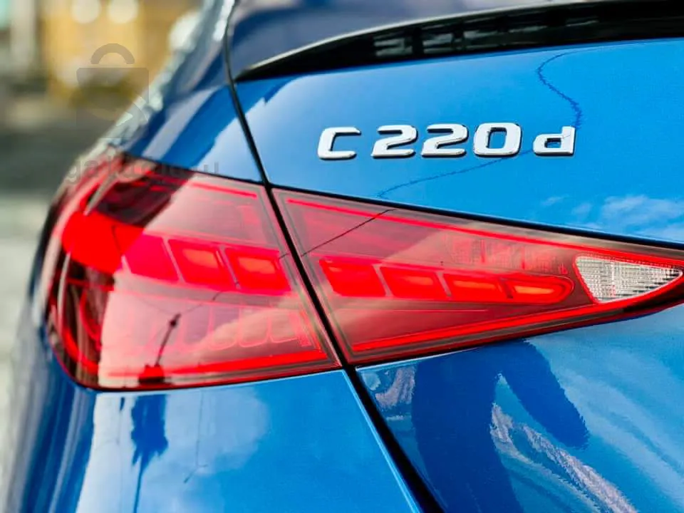 Mercedes-Benz Classe  c220