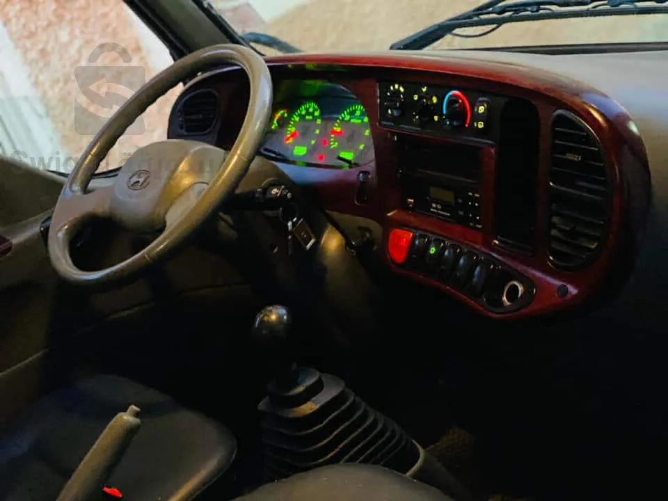 HYUNDAI.    HD35    2020  -: 88000 km