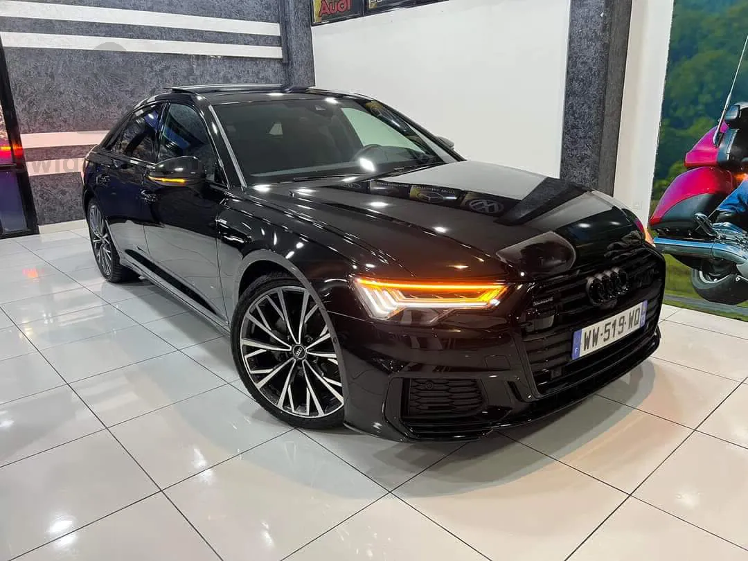 Audi -A6  S-Line 2022