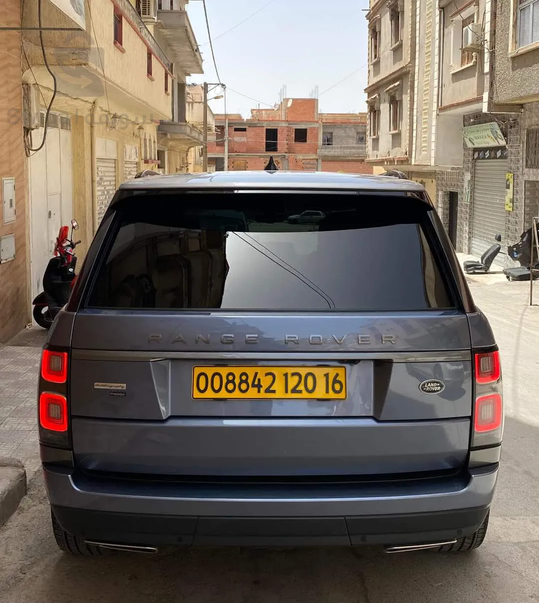 Range Rover Vogue p400