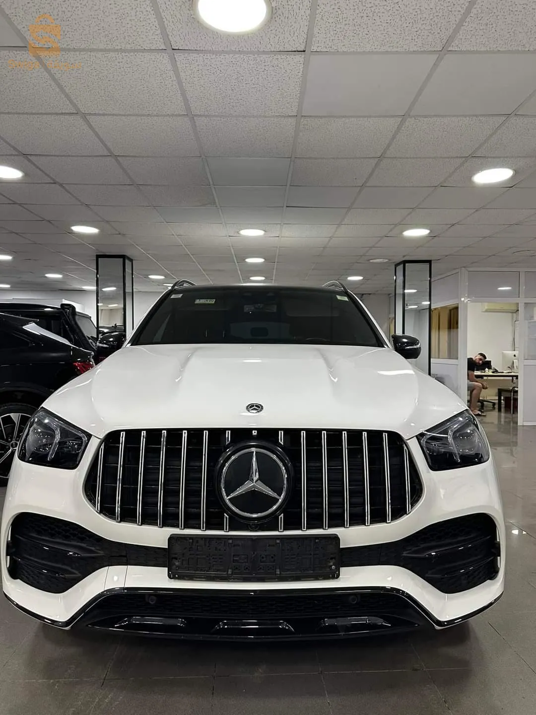 Mercedes. GLE 300D