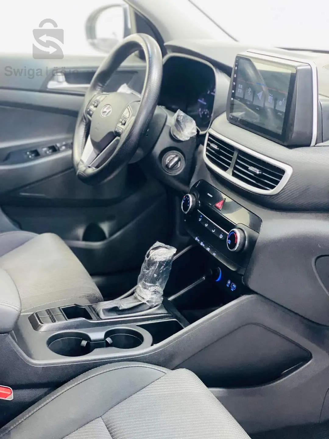 HYUNDAI TUCSON :-: 2.0 D