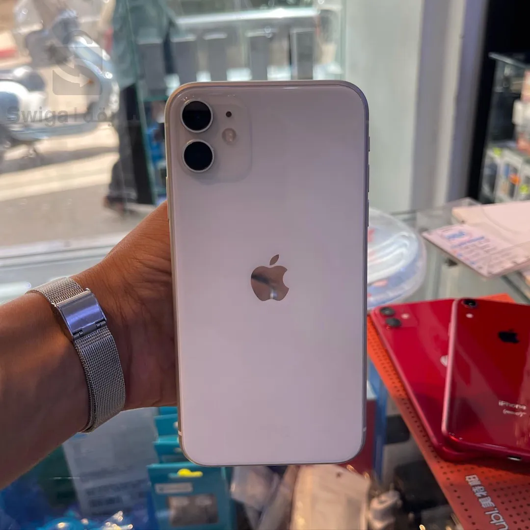 iPhone 11