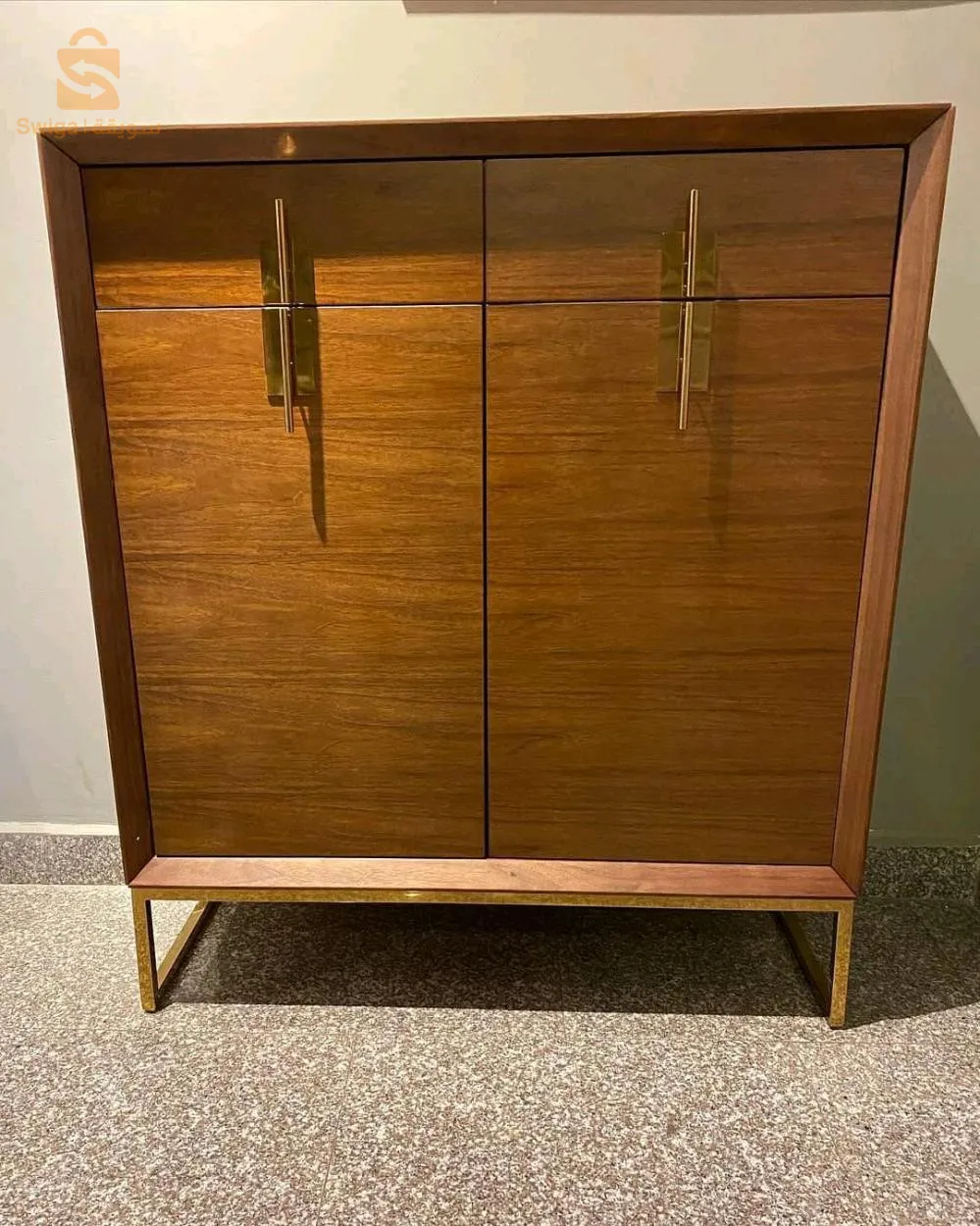 طاولات زينة