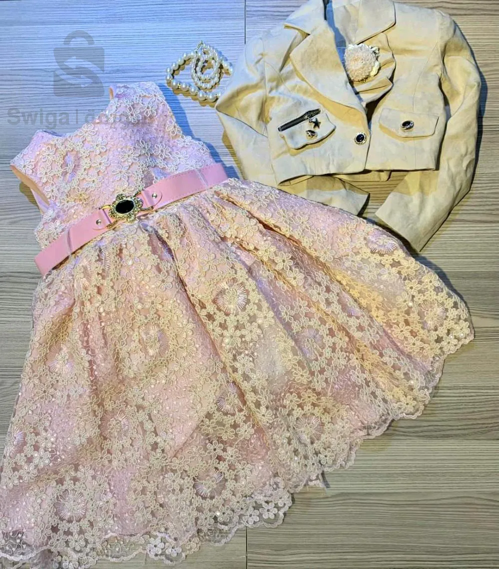 ملابس أطفال