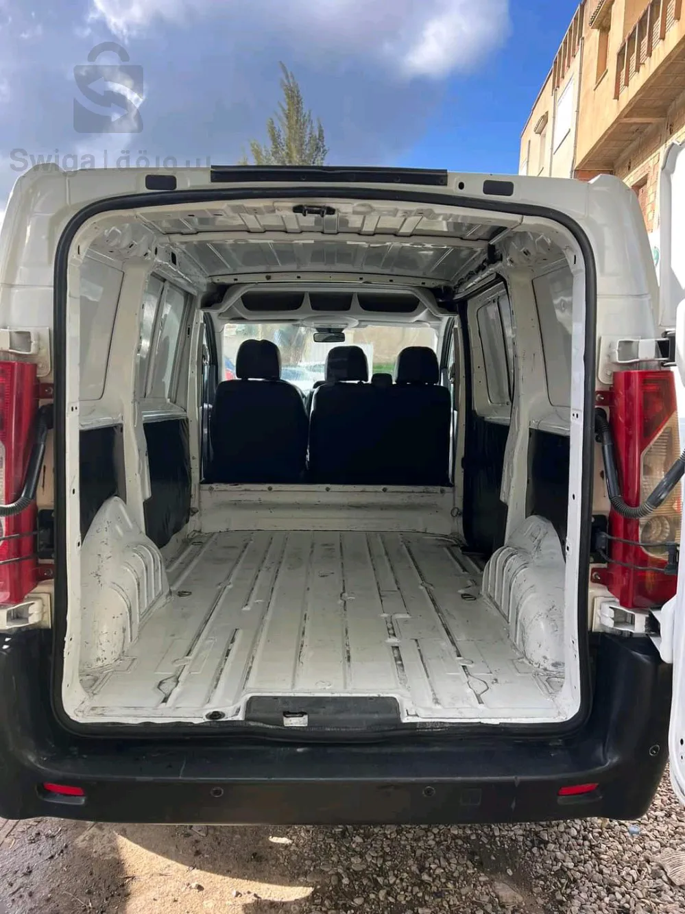 PEUGEOT EXPERT