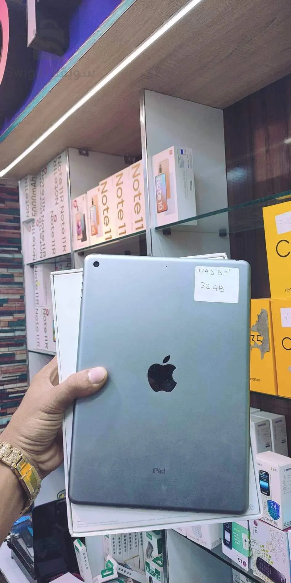 iPad 9.7