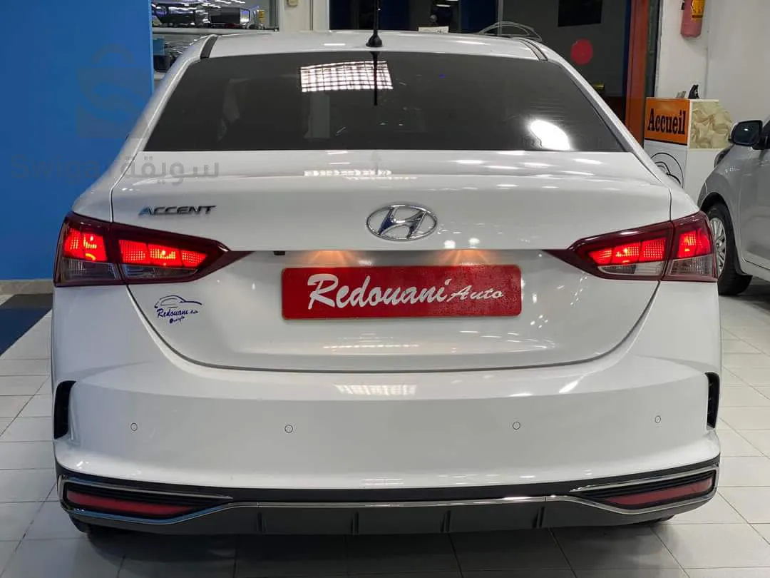 ACCENT  1.6 ess  -: 2022 :- 53000 km