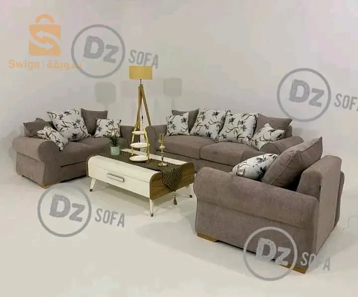 غرفة جلوس حديثة صالون