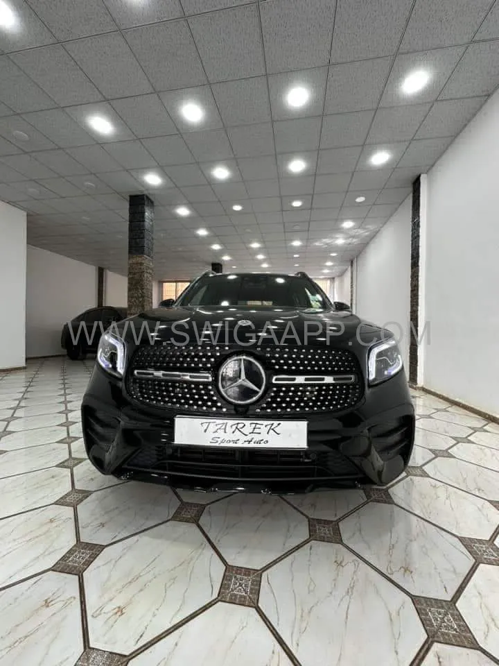 MERCEDES -BENZ GLB- 220d ,,7place
