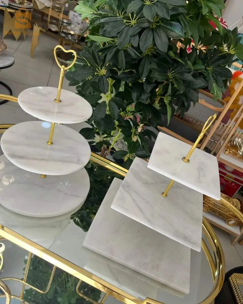 Porte gâteaux en marbre