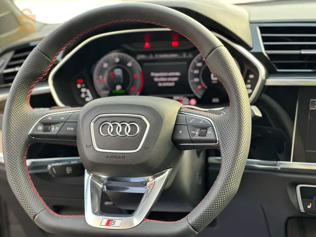 Audi Q3 S Line