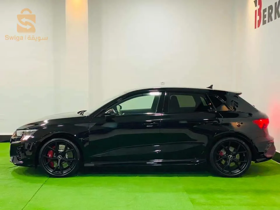 Audi_rs3_2023