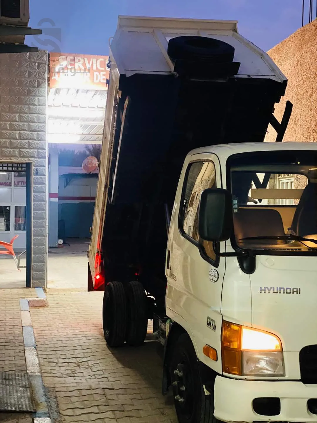 HYUNDAI.    HD35    2020  -: 88000 km