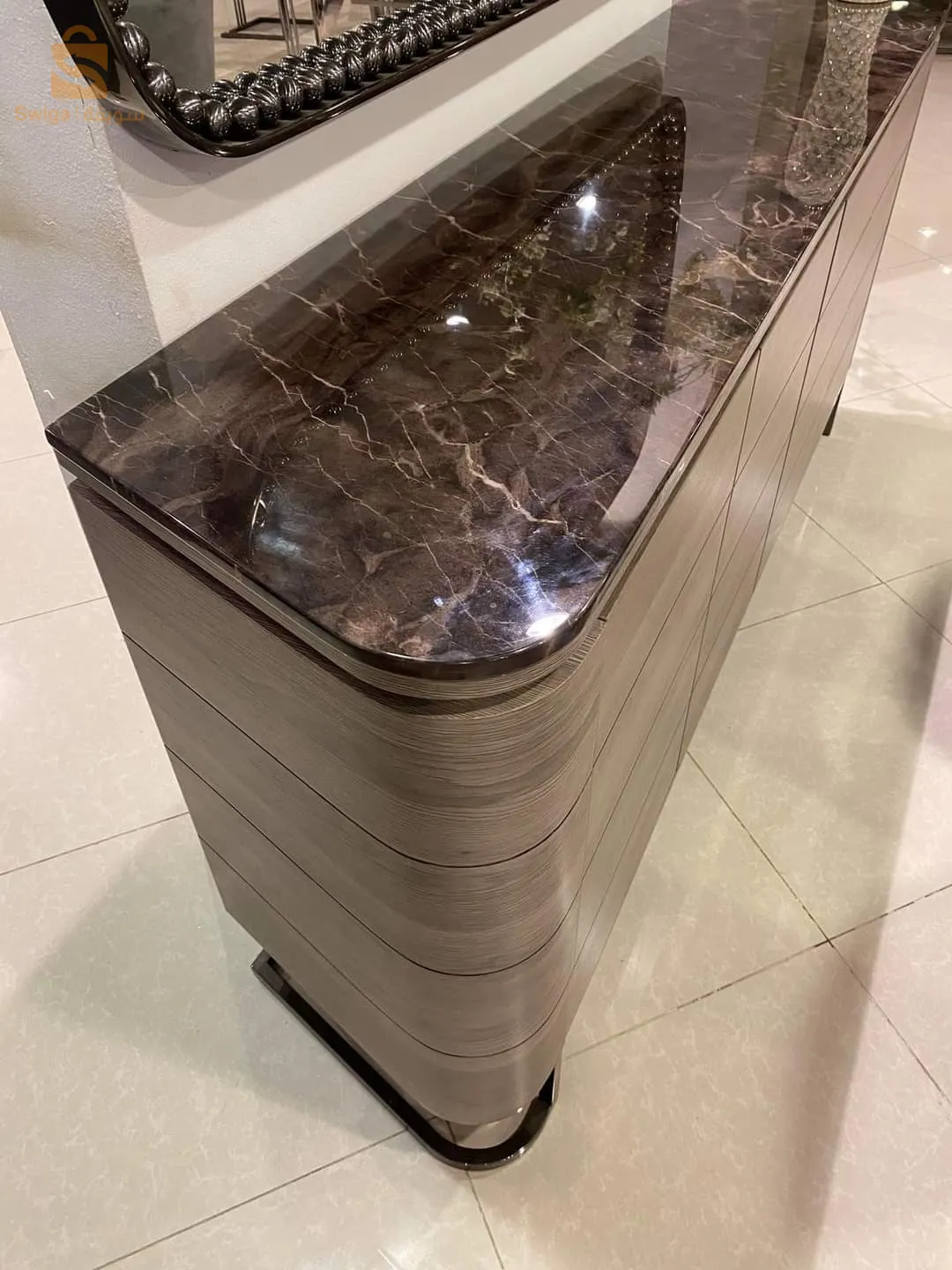 طاولات صالون