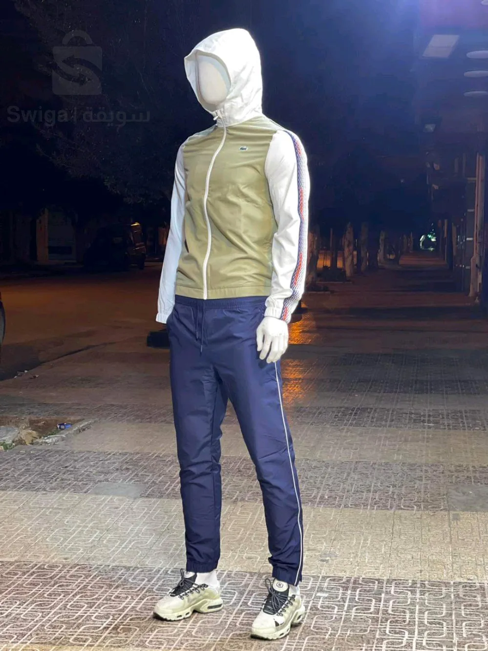 البسة رياضية لاكوست