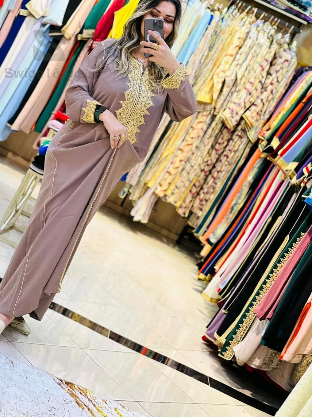 hotess djellaba