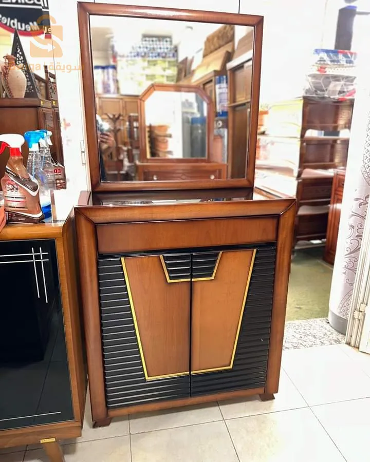 shoe cabinet