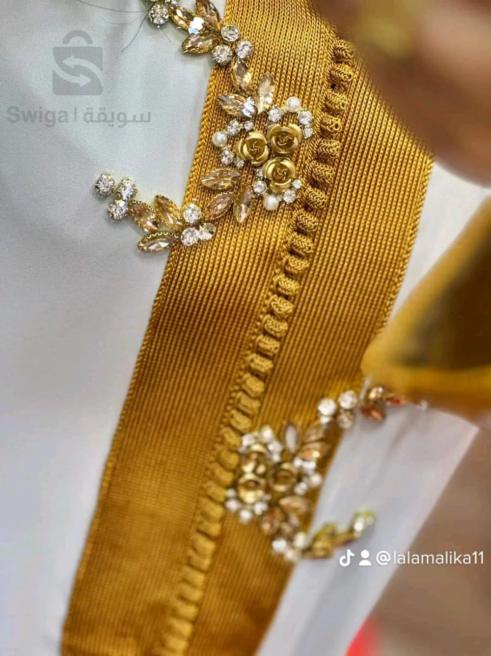 djellaba de hôtesse