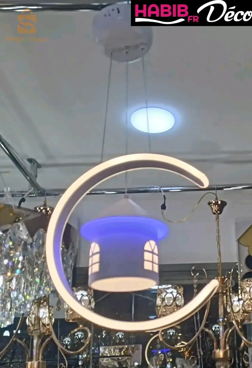 The chandeliers lead the children
