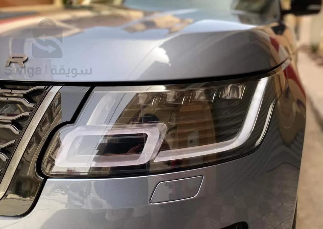 Range Rover Vogue p400