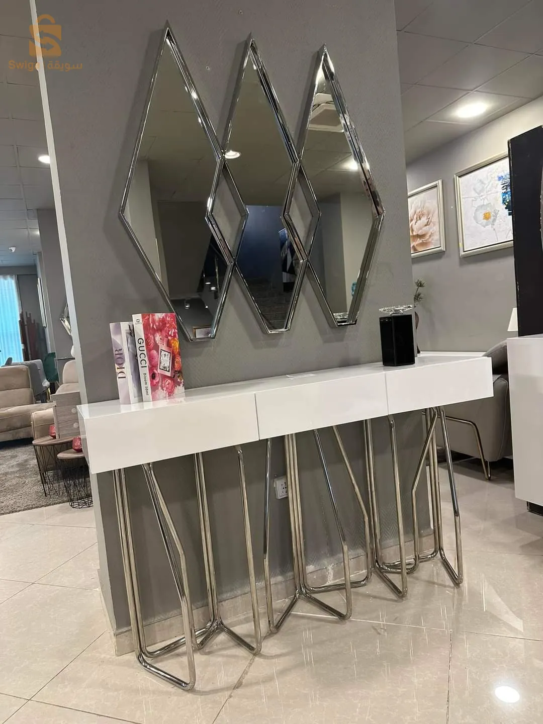 طاولات الزينة