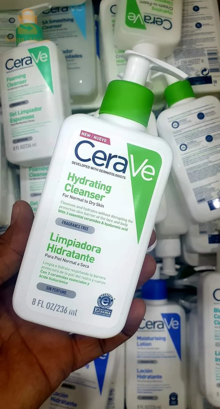 😍Gel nettoyant ❤️CeraVe 😍😍😍 La lotion la plus puissante pour nettoyer la peau 💯💯💯 🌼Il est utilisé pour les peaux sèches, mixtes, grasses et à tendance acnéique. 🌼Sans savon, parfum et hypoallergénique❌ 🌼Lavage du visage recommandé par les dermatologues, 🌼 Exfolie et élimine les graisses et la saleté qui obstruent les pores de la peau 🌼 Élimine les couches de peaux mortes et les points noirs pour adoucir et hydrater la peau 💯 🌼 Elle est considérée comme une lotion sûre qui ne provoque aucun effet secondaire sur la peau 👌 💚💚💚GEL MOUSSANT Vert💚💚 💚 🌱🌱Pour les peaux grasses et mixtes 🌱🌱🌱