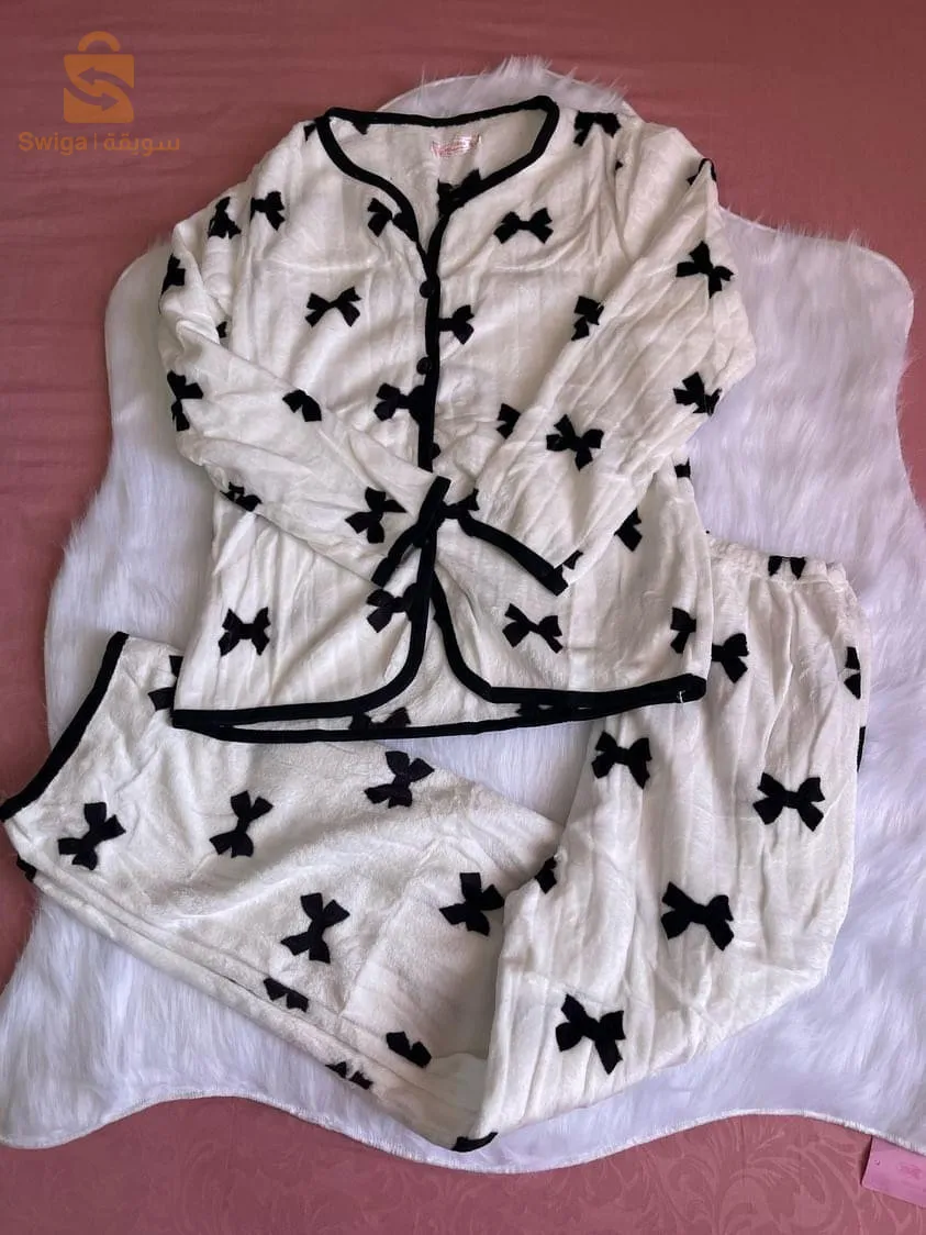 بيجامات👘👘 ناعمة بمختلف الانواع و الألوان و الاسعار اكتشفوا المزيد معنا  التوصيل🚚🚛 متوفر لجميع الولايات( مكاتب الياليدين او لباب المنزل🏠🏠 ) سارعوا في الطلب الآن