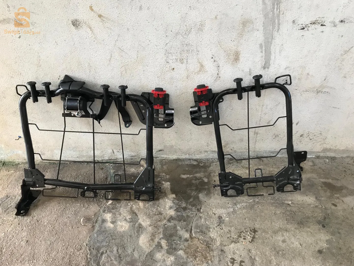 سياراة  208
