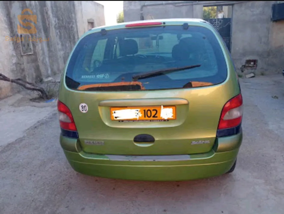 Scénic 1.9 dci est bleu