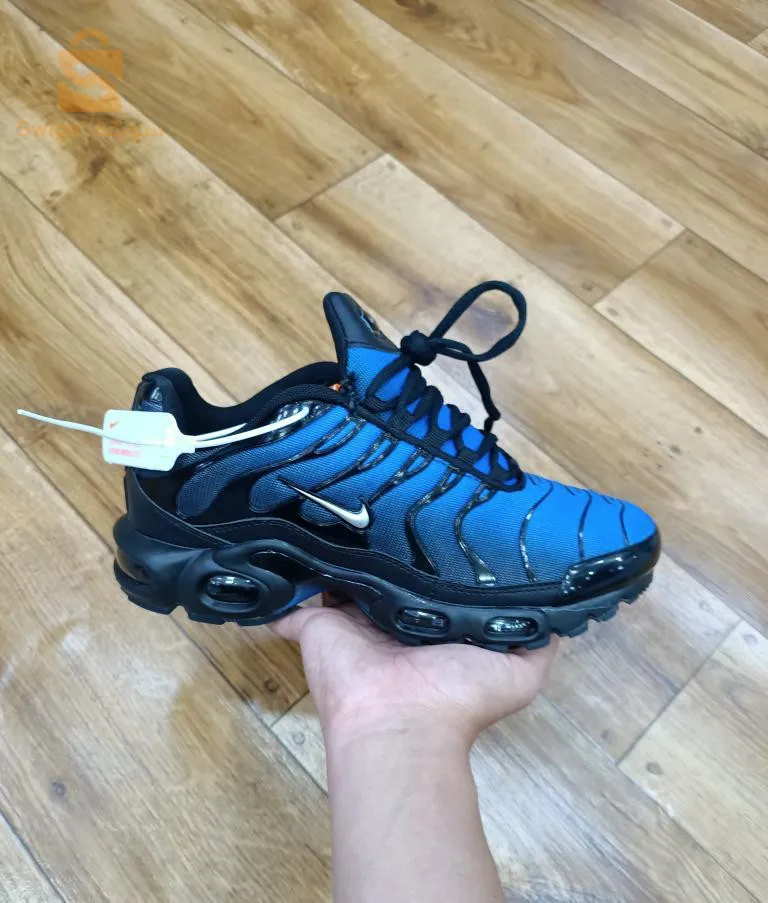 arini nike 2023