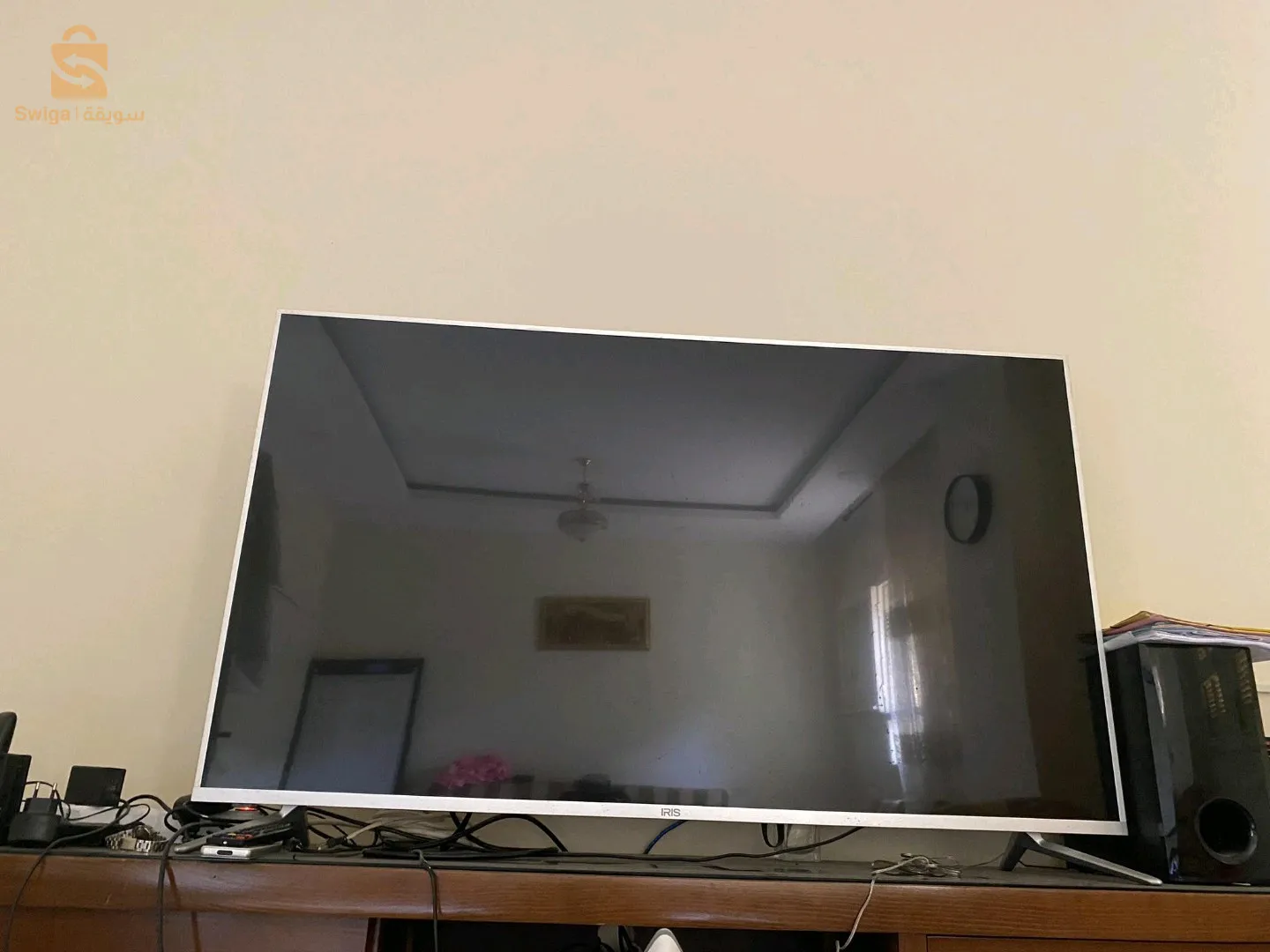 IRIS E700A 55 pouces Full HD LED Smart TV