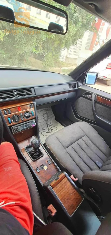 mercedas 300 d carre