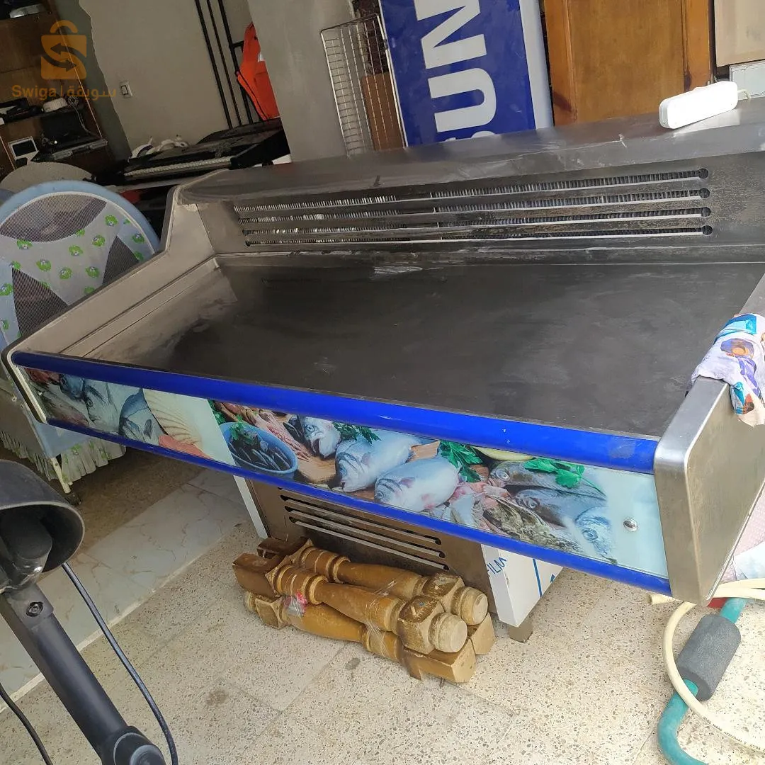 ثلاجة مجمدة وسخان