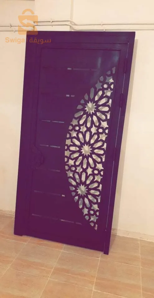 porte d'entrée et barrière escalier plasma et motif moderne