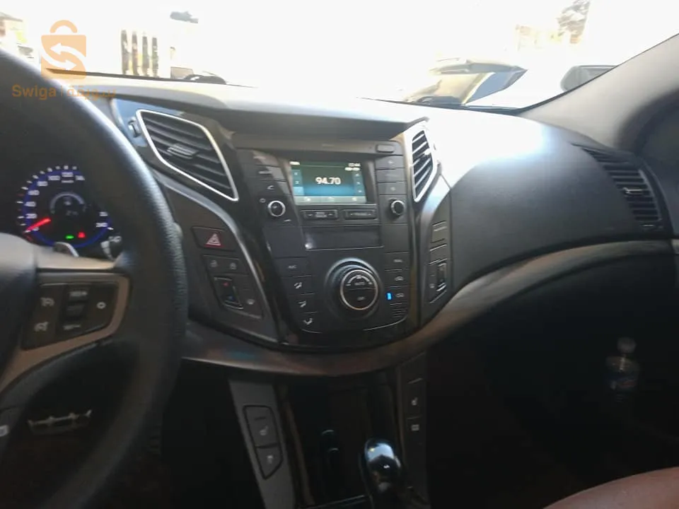 Hyundai I40