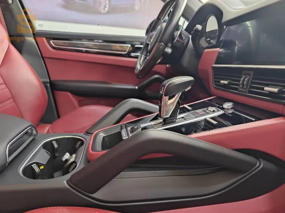 PORSCHE cayenne