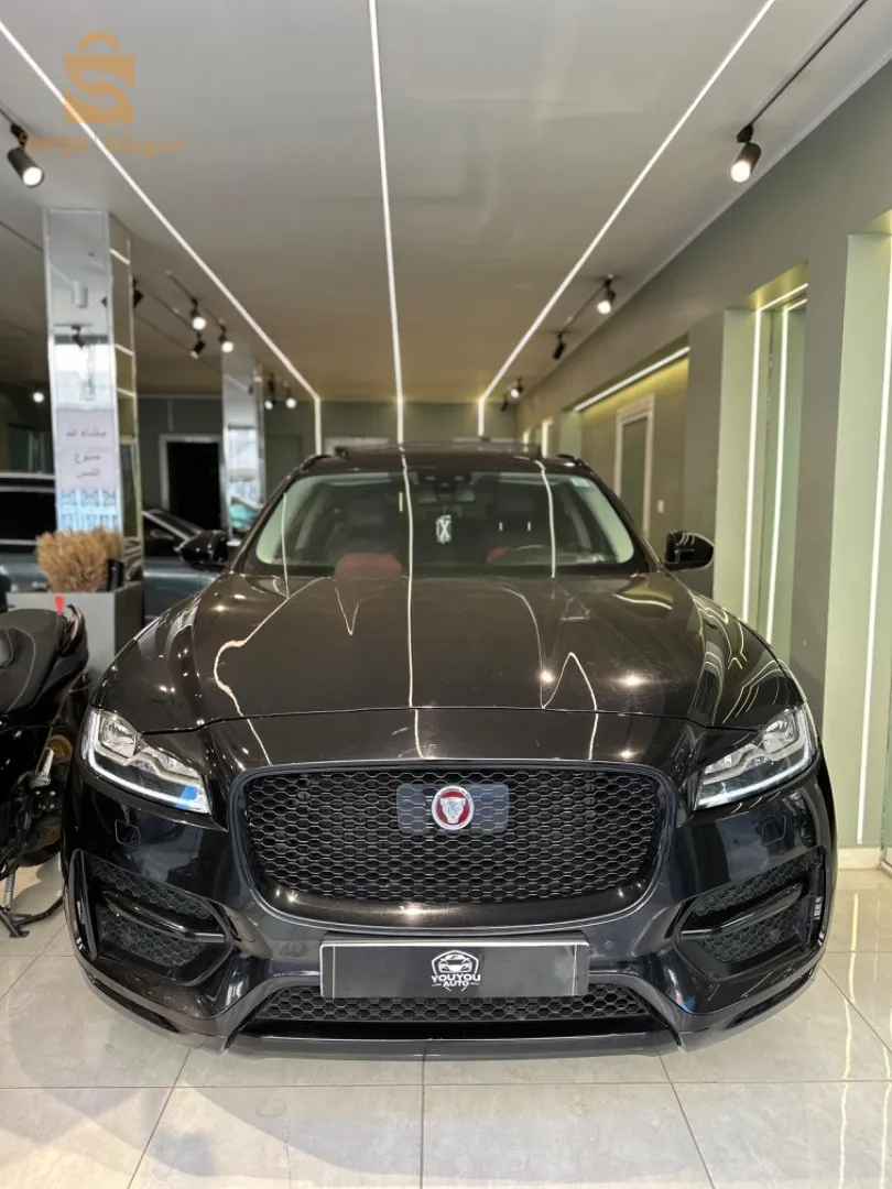 Jaguar F pace 2016 R