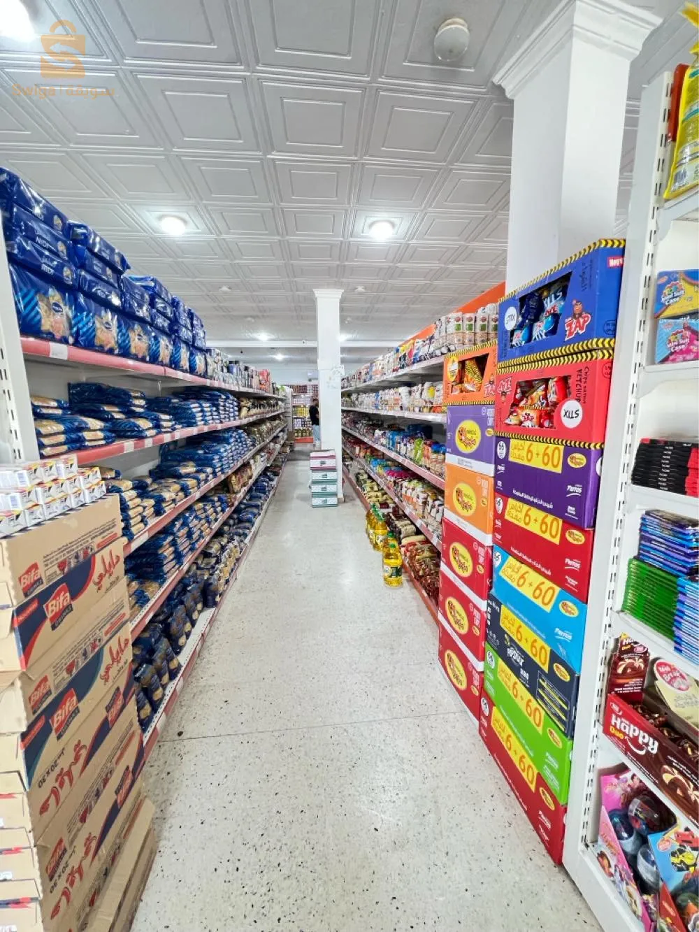 فضاء تجاري للكراء مع عتاد (سلعة-متريال) 480متر مربع