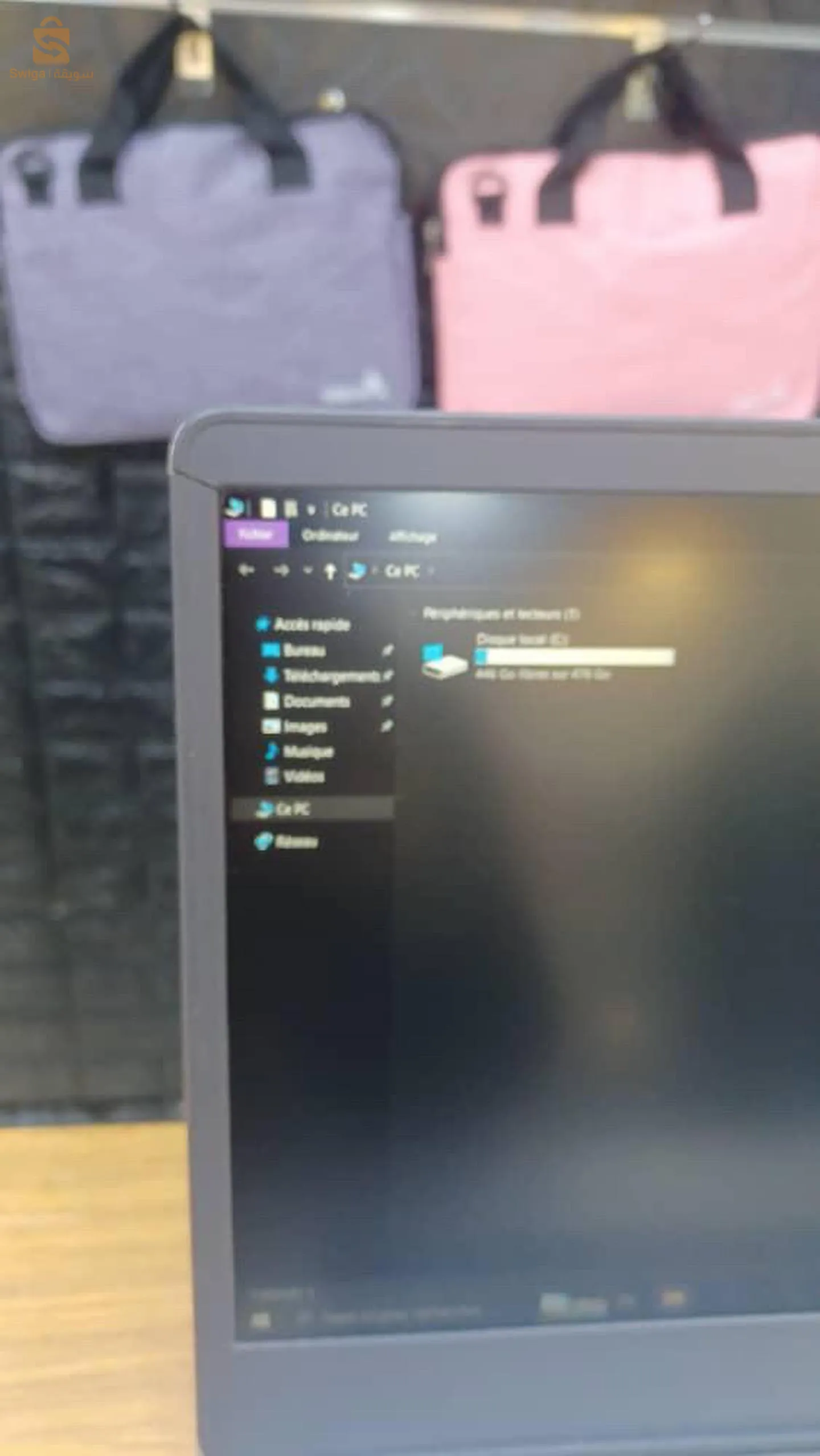 Laptop dell inspiron 5493
Processeur : i7-1065G7 1.50Ghz (8CPUs)
RAM: 8GB DDR4
SSD: 512 GB
Carte graphique: Nvidia GeForce M×250 with 2Gb ddr5 + intel UHD
État: 9/10