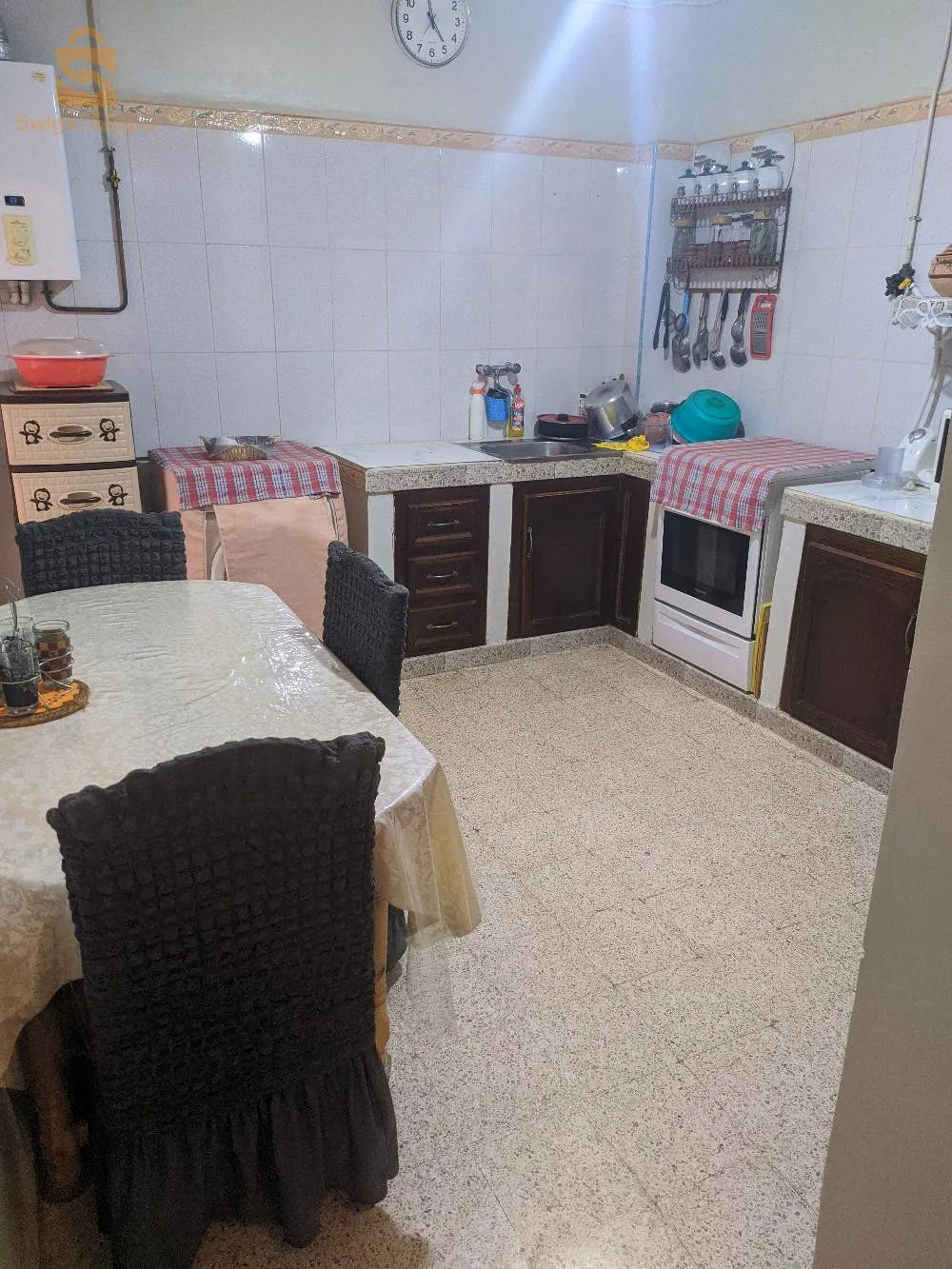 عين طريق 0665113860-0799938843