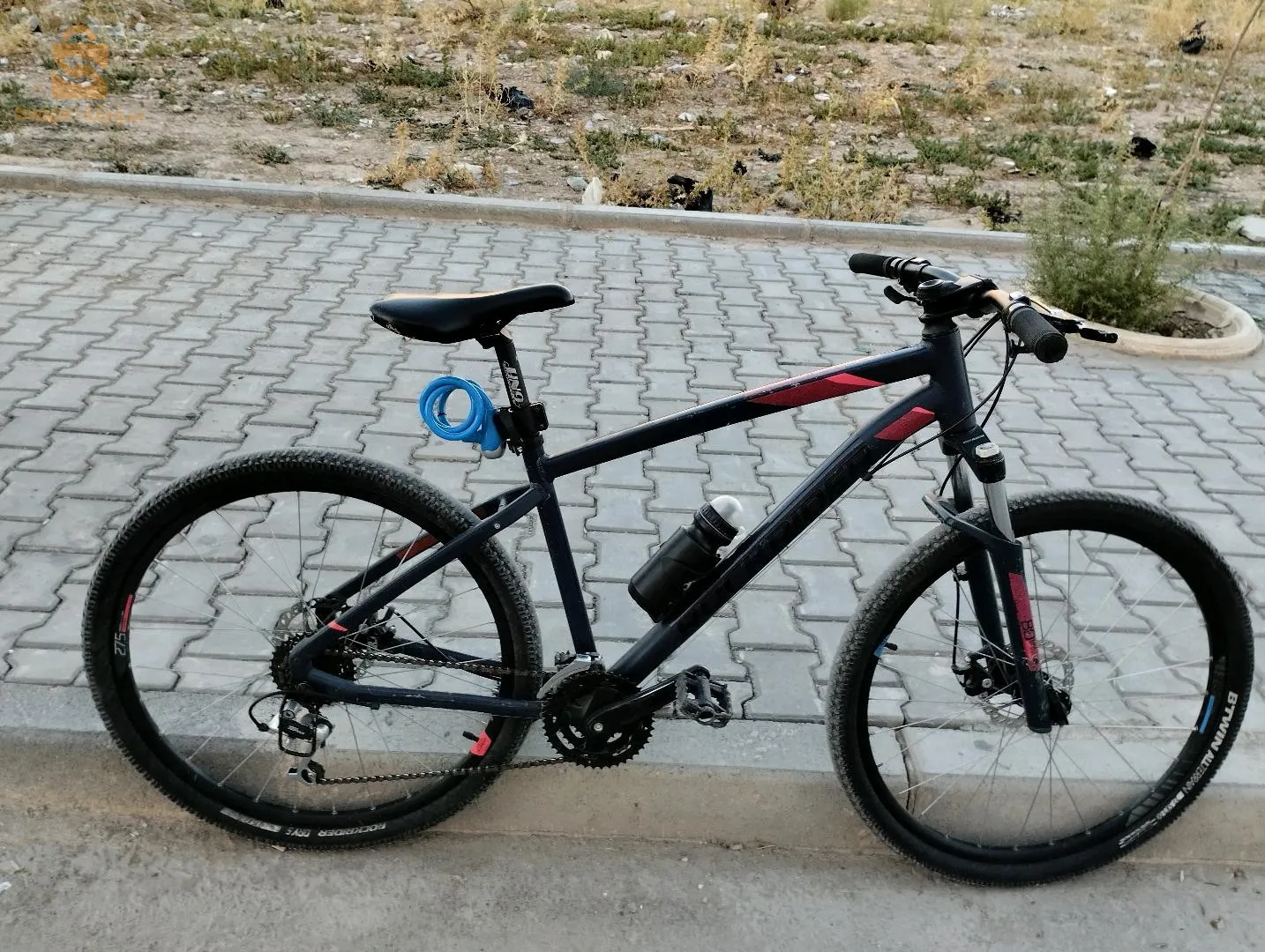 دراجة هوائية 
Decathlon Rockrider st 520