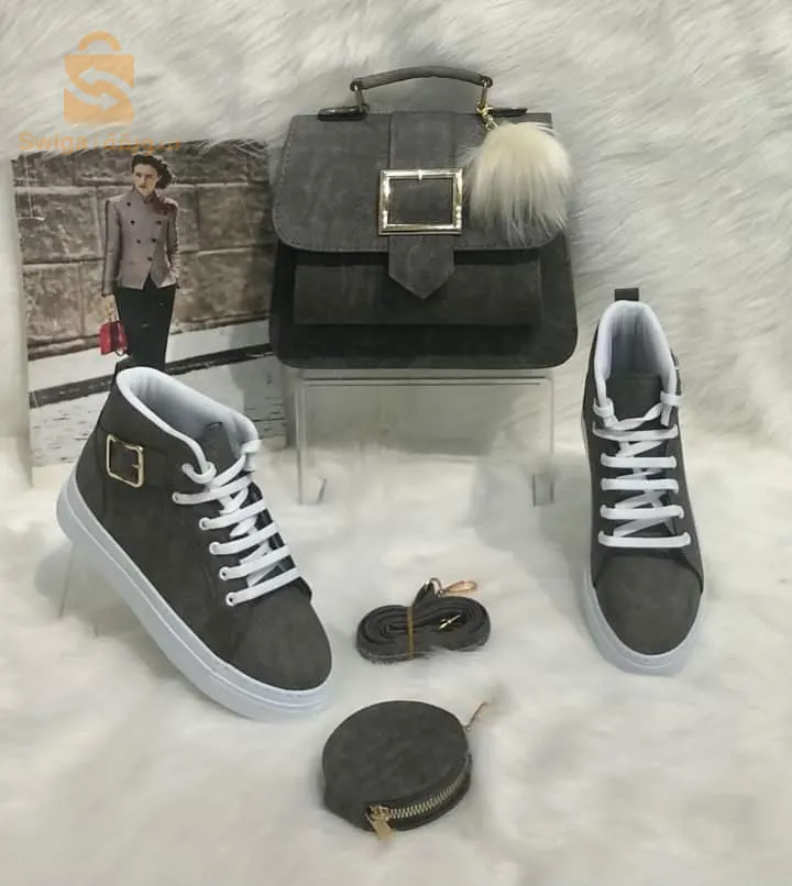 Chaussures avec sacoches et chaussures