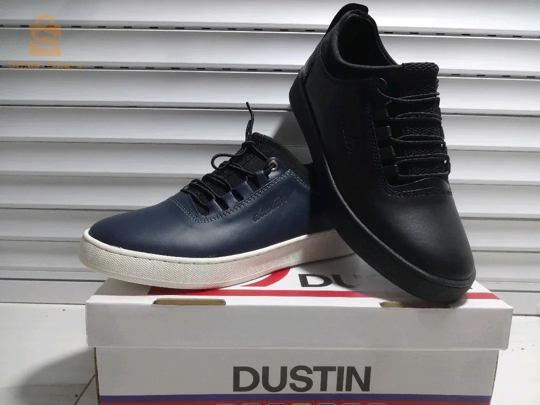 حذاء جلدي من علامة Dustin
