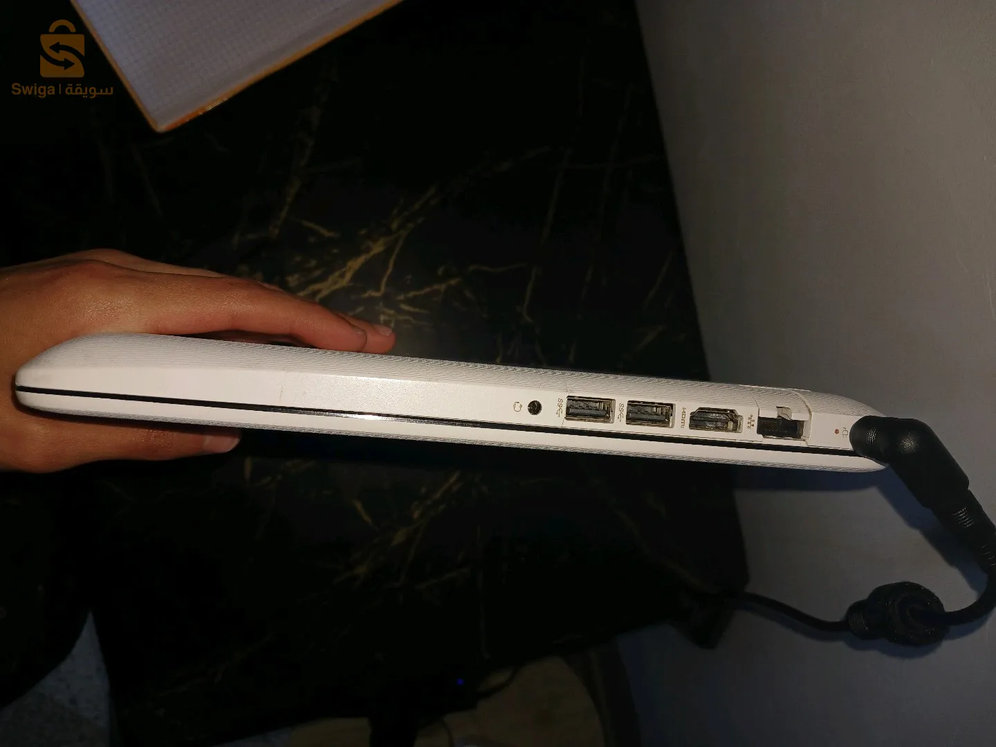 Laptop hp ( with box) 15 '
Ddr 4
Cpu I3 7th
Double gpu nvidia GeForce mx 110
8 gb ram
256 ssd + 1 tera hdd
3ndo prblm fi battery mtchdch lazm b chargeur