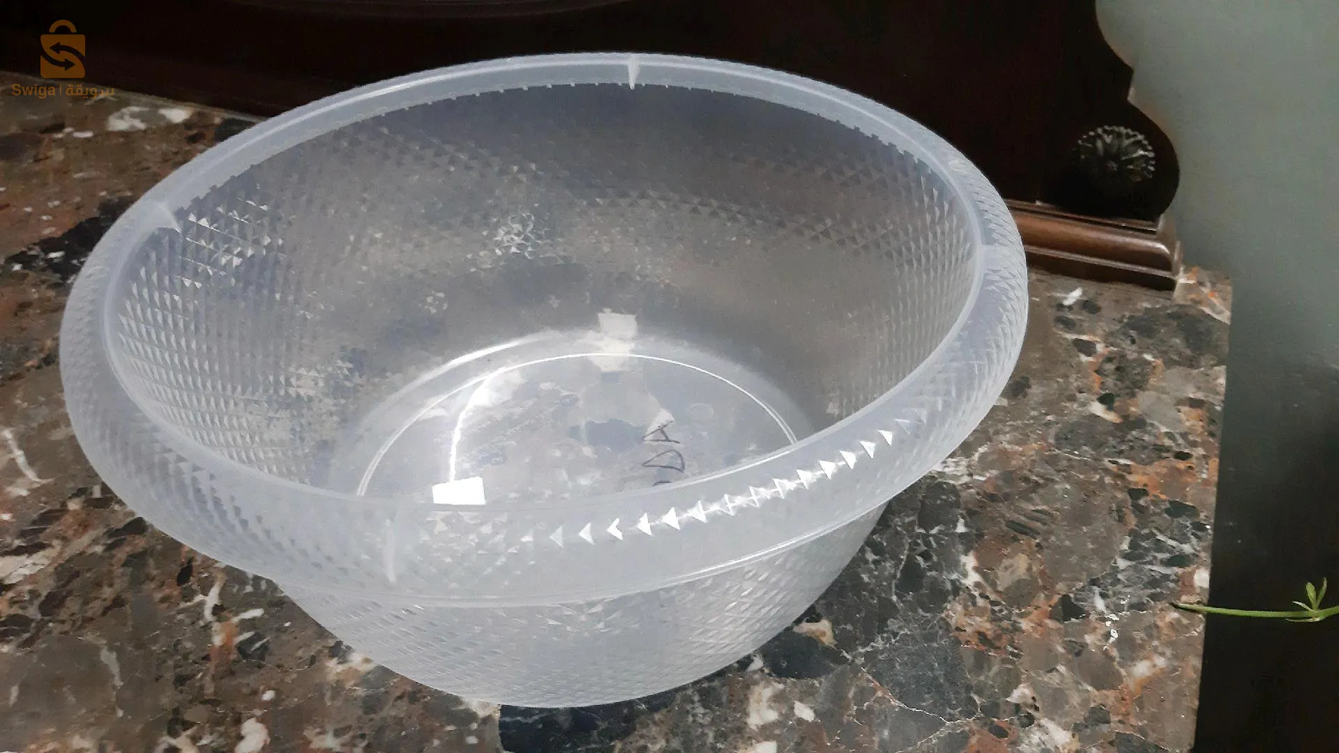 بيع الأواني المنزلية الأنيقة و العصرية بأسعار معقولة