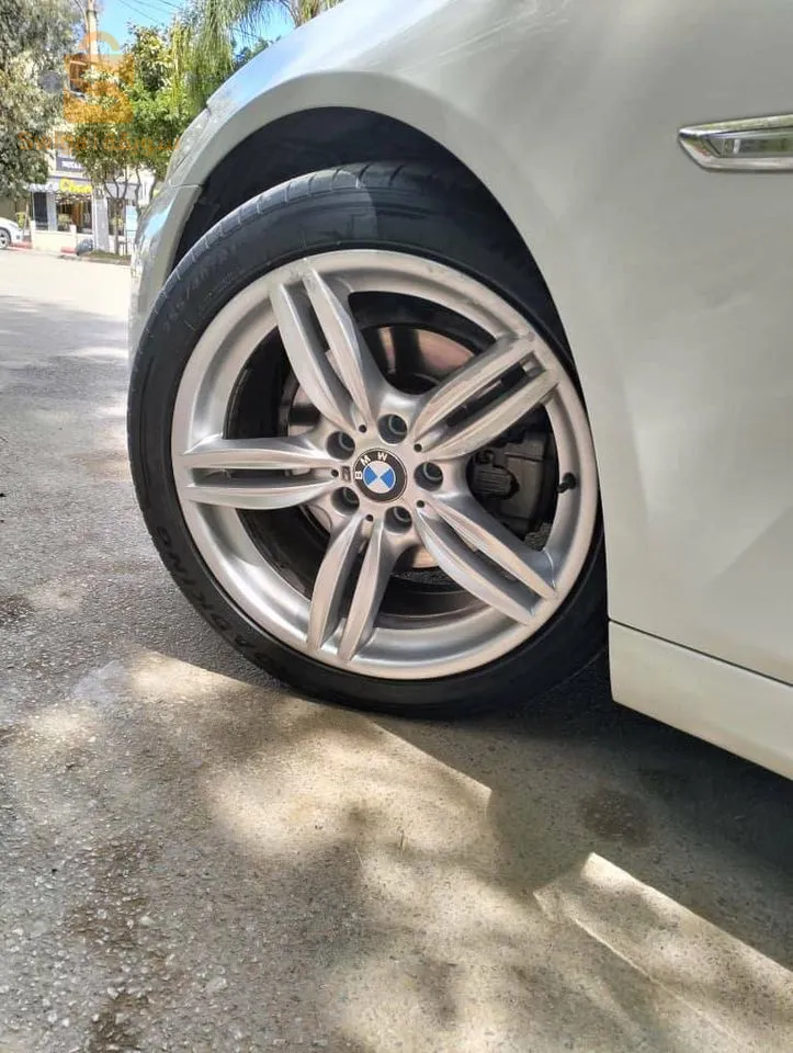 Bmw f10 2011