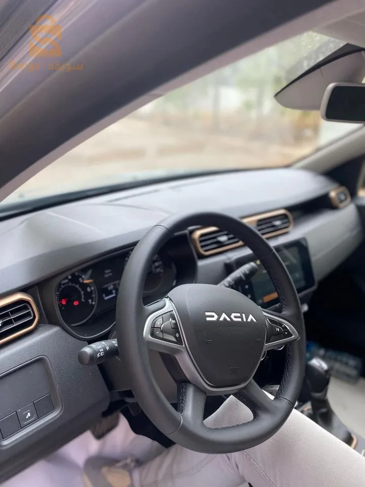 2024 Duster gold 605 DZD