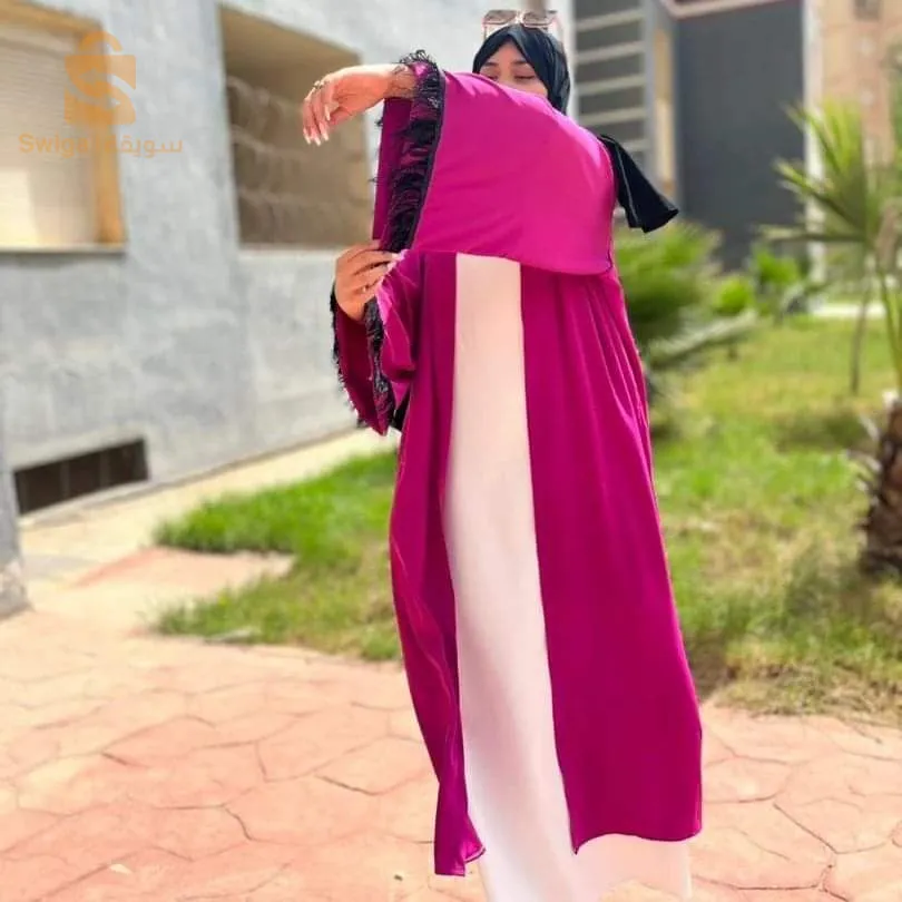 ملابس نسائية